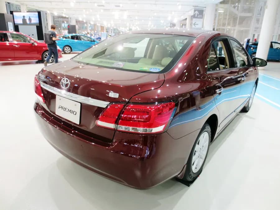 Toyota Premio T260