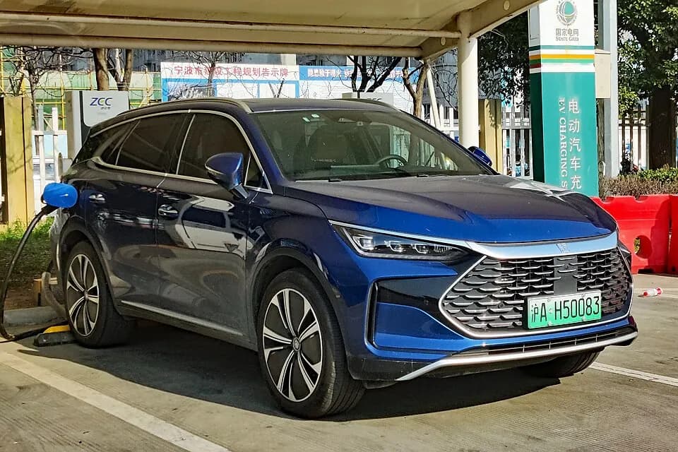 BYD Tang DM — фото 1