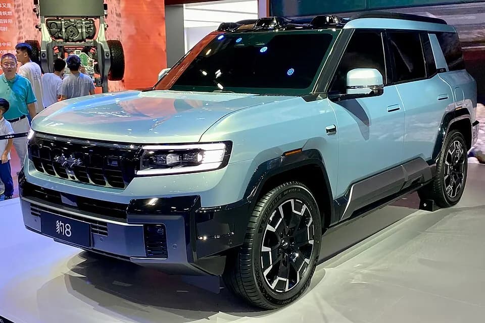 BYD Bao 8