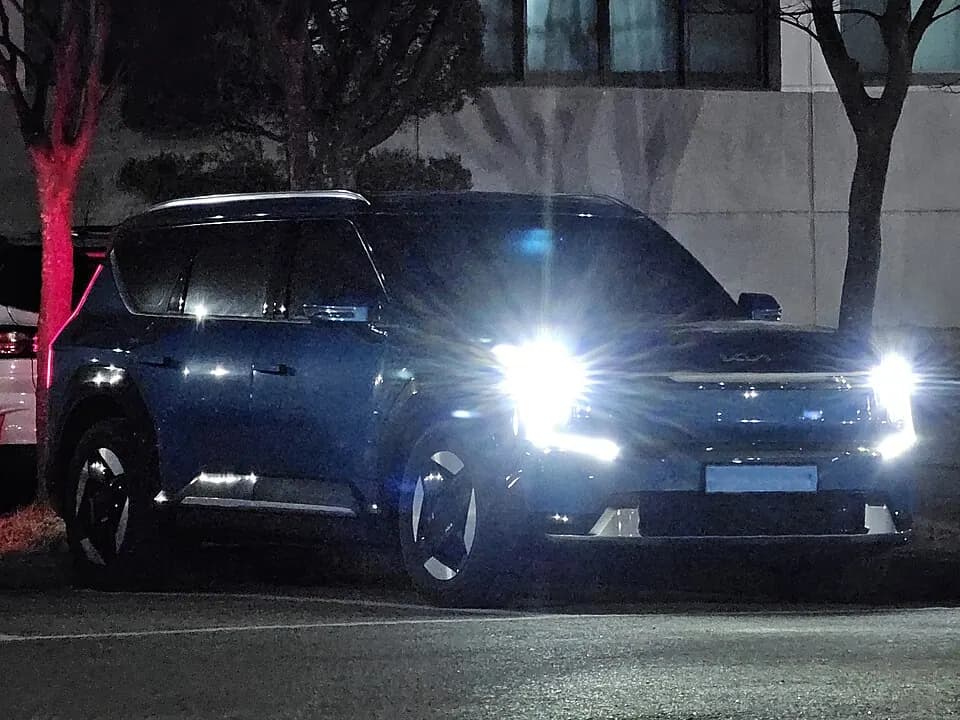 Kia EV9 MV — фото 1