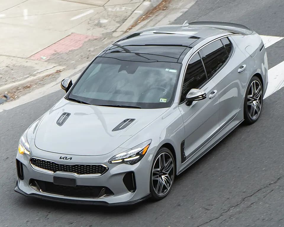 Kia Stinger CK — фото 1