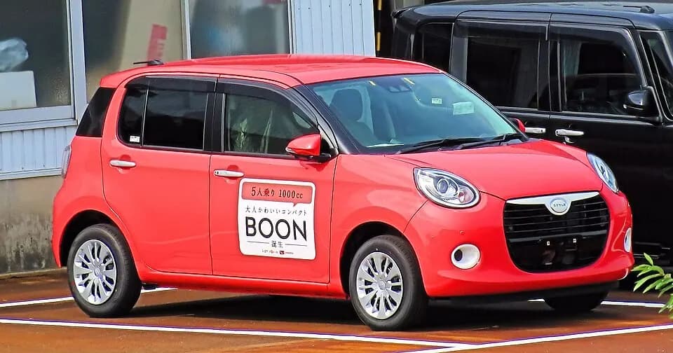 Daihatsu Boon M700