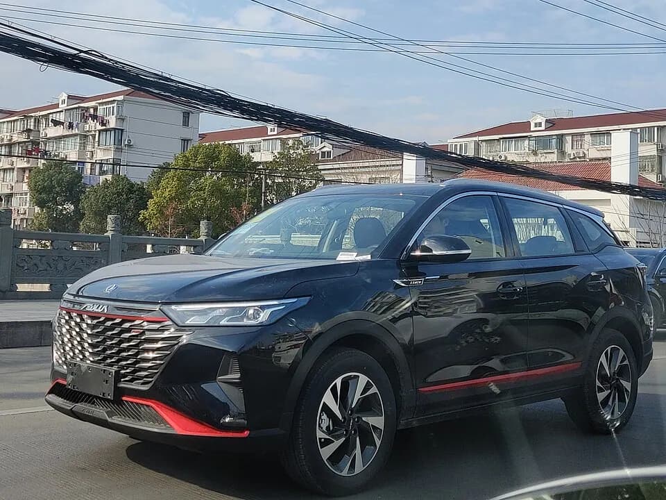 Dongfeng AX7 Pro — фото 1